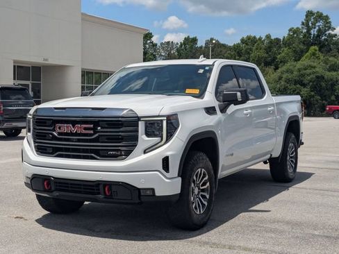 Used 2023 GMC Sierra 1500 AT4 AWD/4WD image 7