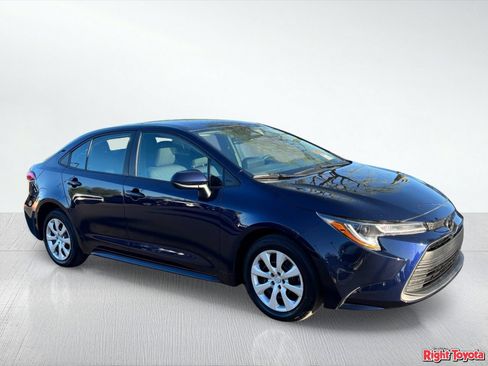 Certified 2024 Toyota Corolla LE FWD image 8