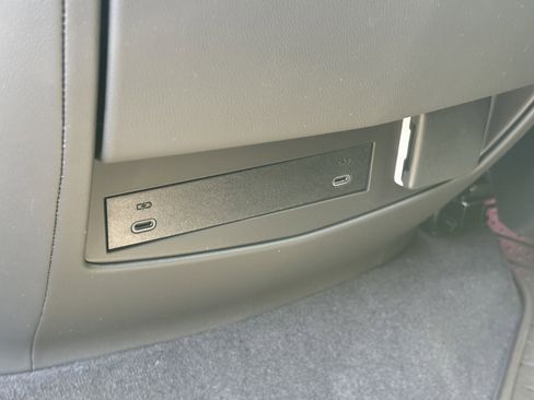 New 2026 Cadillac Escalade Luxury AWD/4WD image 12
