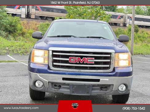 Used 2013 GMC Sierra 1500 SLE w/ Power Tech Package AWD/4WD image 3