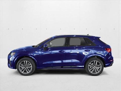 New 2025 Audi Q3 2.0T Premium image 2