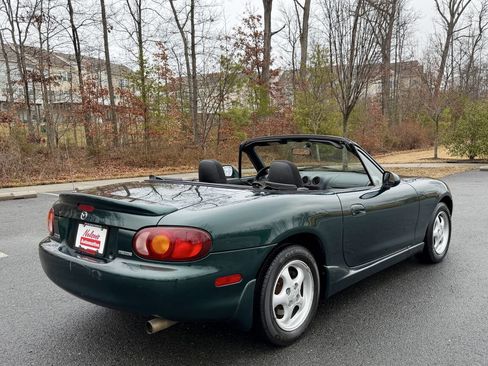 Used 1999 MAZDA MX-5 Miata 10th Anniversary Edition image 5