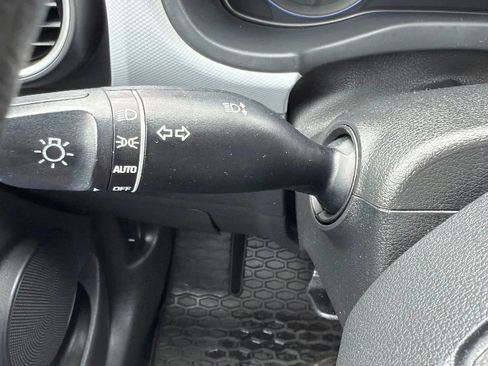 Used 2020 Hyundai Kona SE AWD/4WD image 14