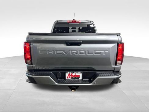 Used 2025 Chevrolet Colorado LT w/ Advanced Trailering Package AWD/4WD image 6