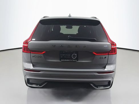 Certified 2024 Volvo XC60 B5 Plus w/ Climate Package AWD/4WD image 7