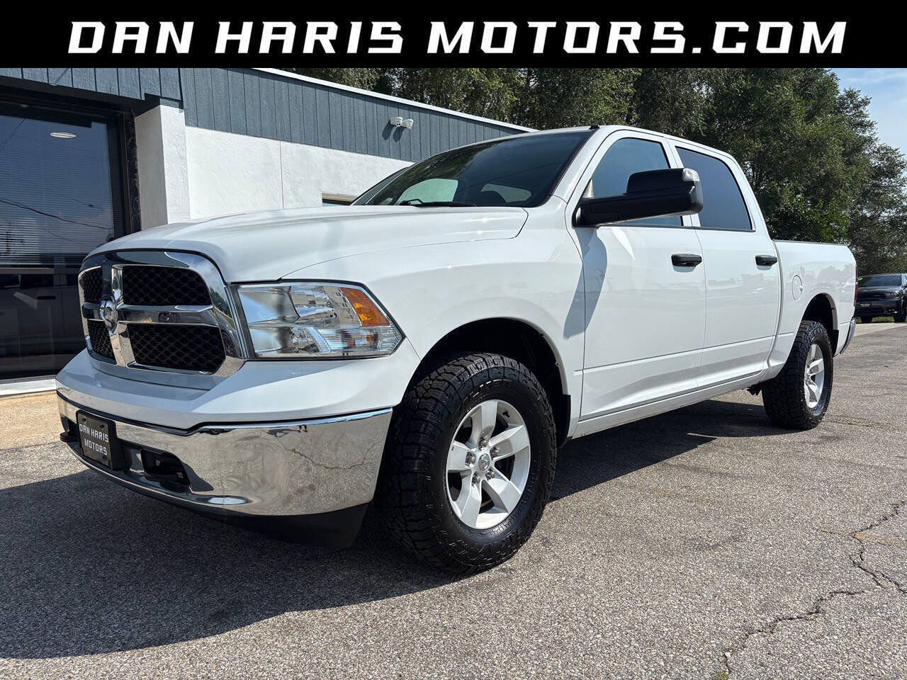 Used 2022 RAM 1500 Tradesman w/ Chrome Appearance Group AWD/4WD image 1