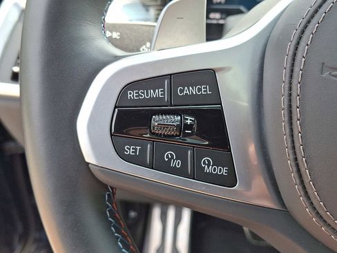 Used 2025 BMW X5 M60i w/ Executive Package image 22