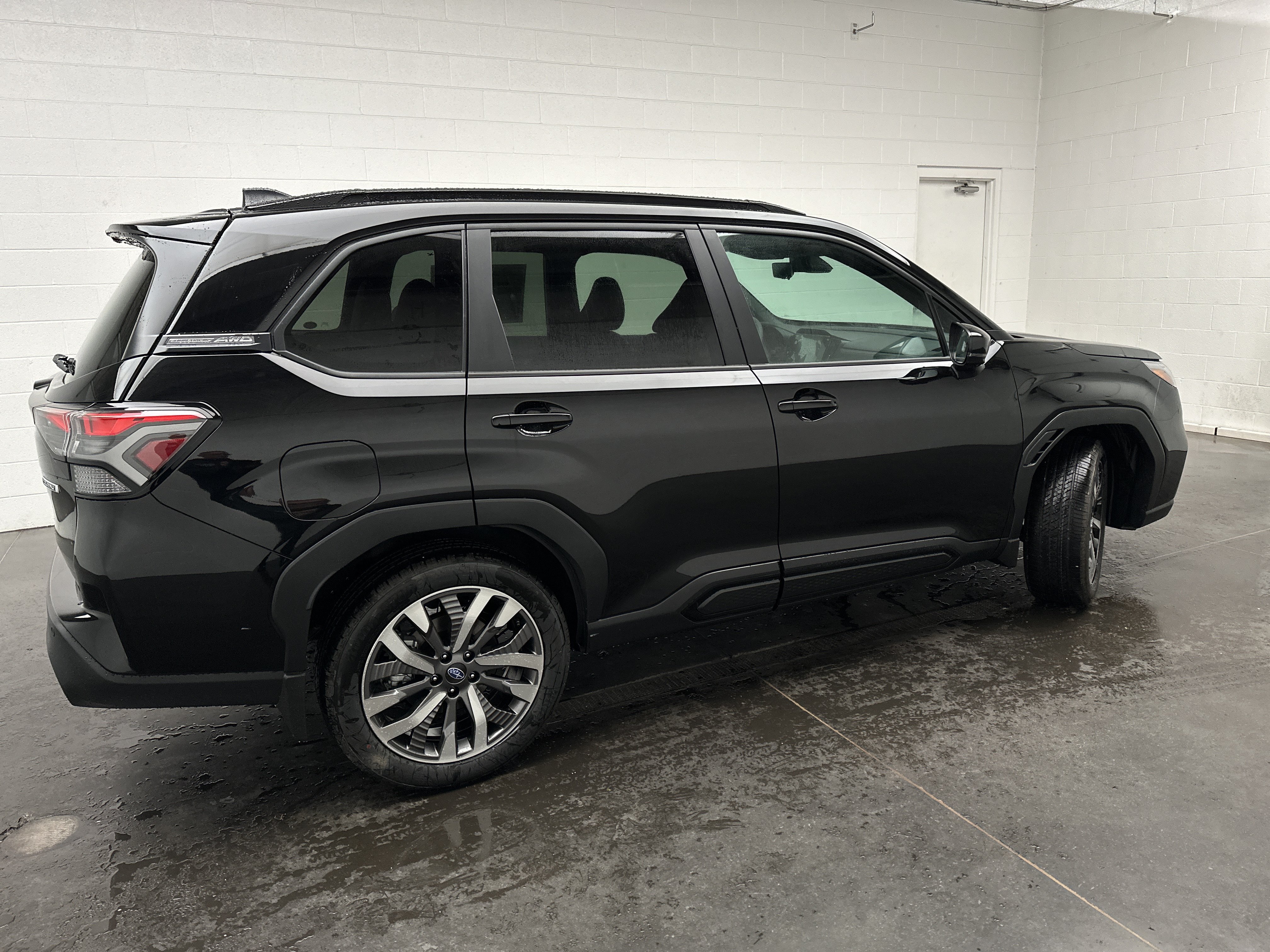 New 2026 Subaru Forester Touring AWD/4WD image 9