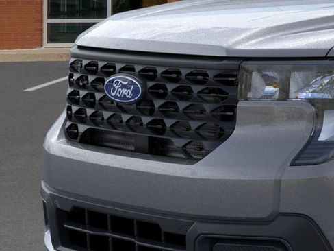 New 2025 Ford Maverick XLT image 18