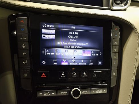 Certified 2025 INFINITI QX50 Luxe image 24