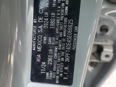 Used 2025 Kia K4 FWD image 7