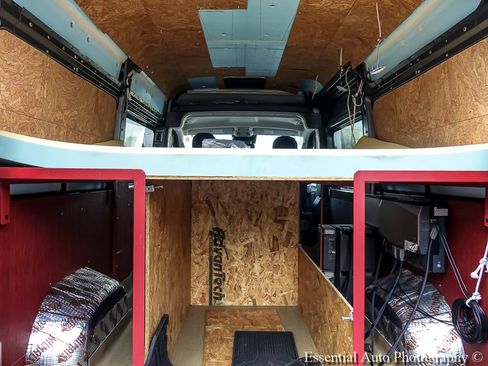 Used 2023 RAM ProMaster 2500 w/ Black Appearance Package FWD image 20