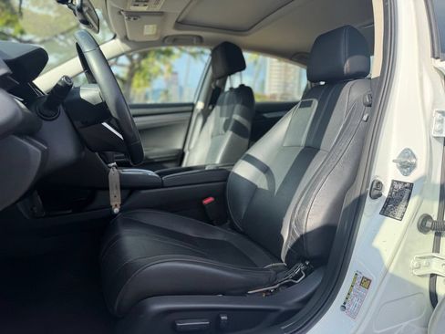 Used 2018 Honda Civic EX-L image 12