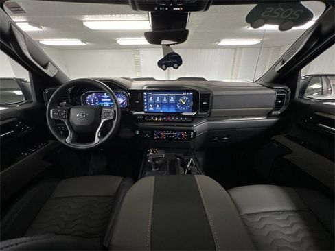 Certified 2025 Chevrolet Silverado 1500 ZR2 w/ ZR2 Bison Edition image 19