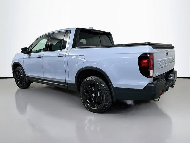 Used 2025 Honda Ridgeline Black Edition image 5