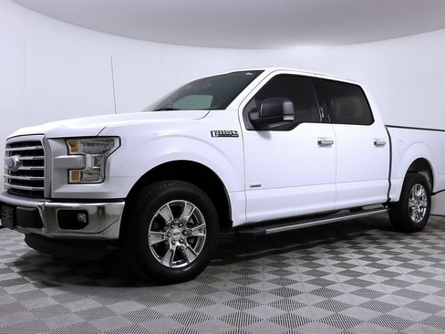 Used 2017 Ford F150 XLT w/ Equipment Group 302A Luxury RWD image 2