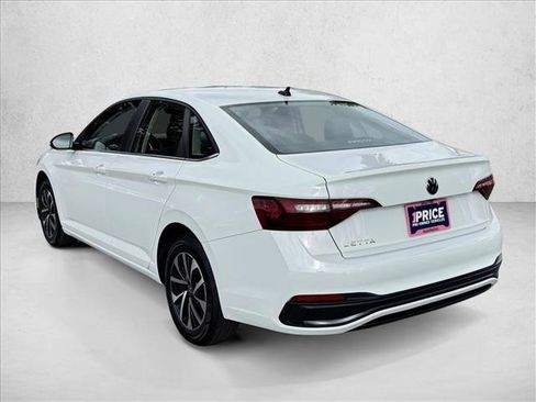 Used 2024 Volkswagen Jetta S image 5