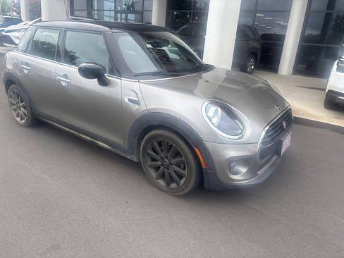 Used 2021 MINI Cooper 4-Door Hardtop FWD image 12
