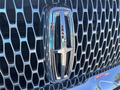 Used 2021 Lincoln Navigator L Reserve image 32