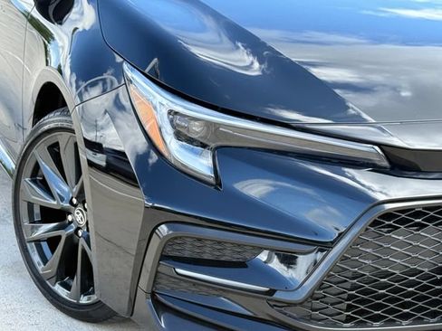 Used 2026 Toyota Corolla SE FWD image 3