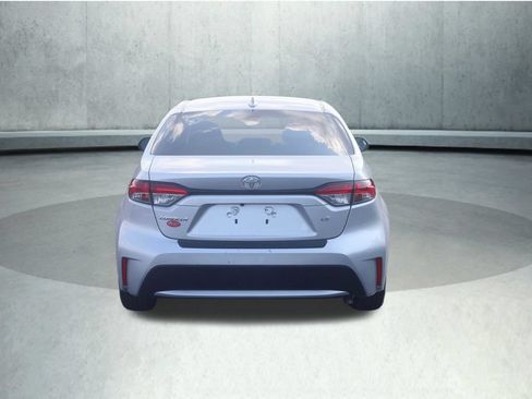 Used 2020 Toyota Corolla LE FWD image 19