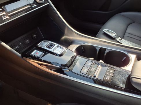 Used 2023 Hyundai Sonata Limited image 10