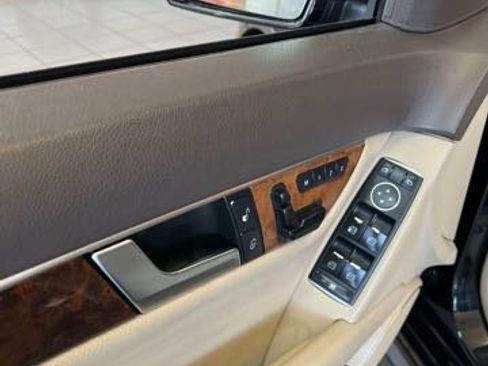 Used 2012 Mercedes-Benz C 300 C 300 Luxury 4MATIC image 9