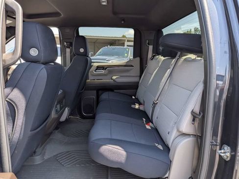 Used 2024 Chevrolet Silverado 1500 RST AWD/4WD image 14
