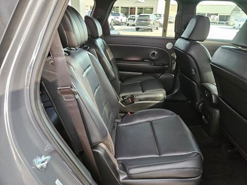 Certified 2026 Hyundai Palisade Calligraphy FWD image 18