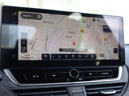 Certified 2024 Nissan Altima 2.5 SV w/ SV Premium Package image 13