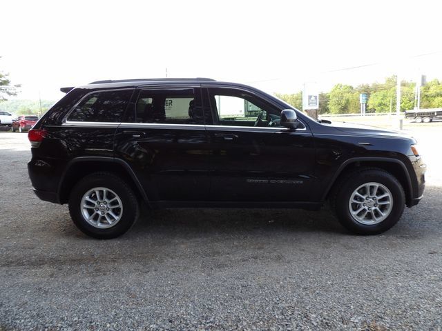 Used 2020 Jeep Grand Cherokee Laredo AWD/4WD image 5