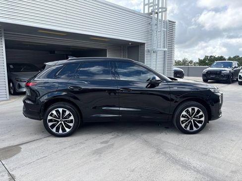 New 2026 Audi Q3 quattro 2.0T AWD/4WD image 4