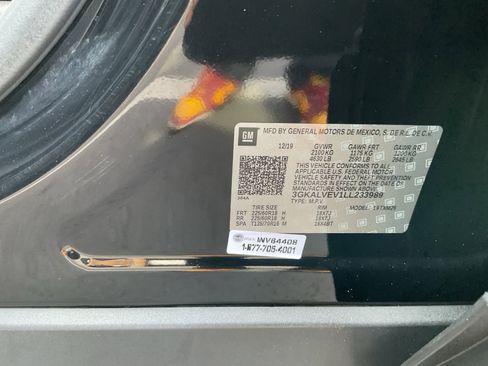 Used 2020 GMC Terrain SLT image 28