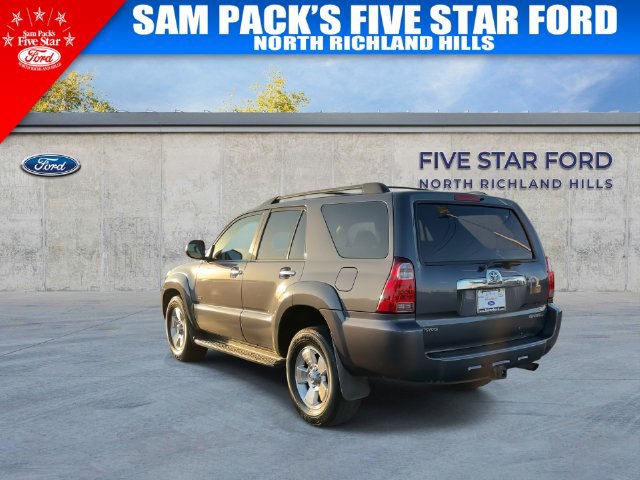 Used 2008 Toyota 4Runner SR5 w/ SR5 Extra Value Pkg 1 RWD image 7