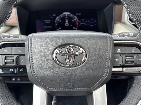 Used 2025 Toyota Sequoia Capstone image 22