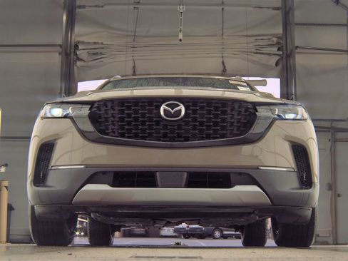 Used 2023 MAZDA CX-50 Meridian Edition AWD/4WD image 4