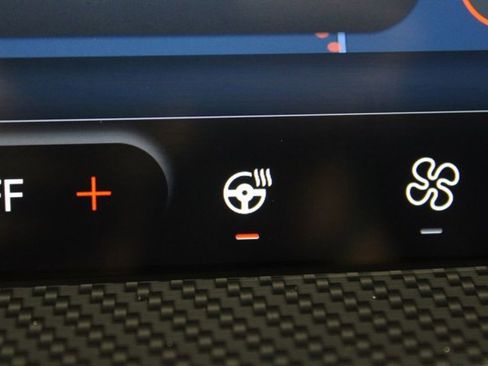 Certified 2023 Ford Escape ST-Line Select w/ Tech Pack #2 image 4