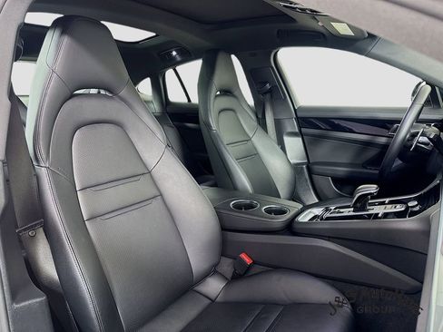 Used 2023 Porsche Panamera 4S image 34