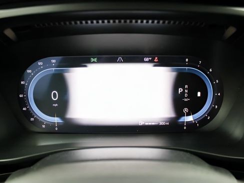 New 2025 Volvo XC40 B5 Core w/ Protection Package Premier image 15