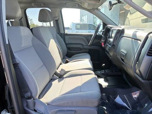 Used 2018 Chevrolet Silverado 1500 W/T w/ WT Convenience Package AWD/4WD image 25