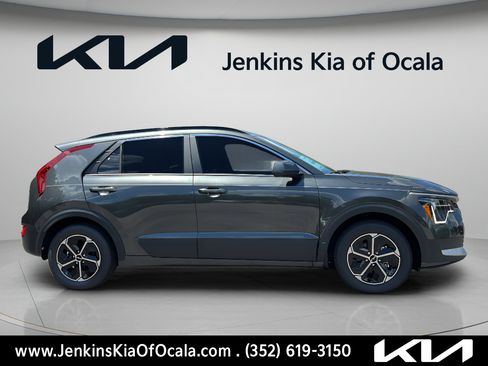 New 2026 Kia Niro LX FWD image 2