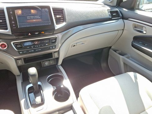 Used 2018 Honda Ridgeline RTL-T image 16