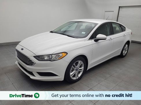 Used 2018 Ford Fusion SE FWD image 1
