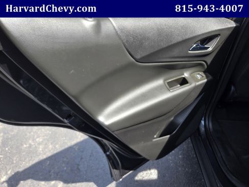Used 2023 Chevrolet Equinox LT AWD/4WD image 36