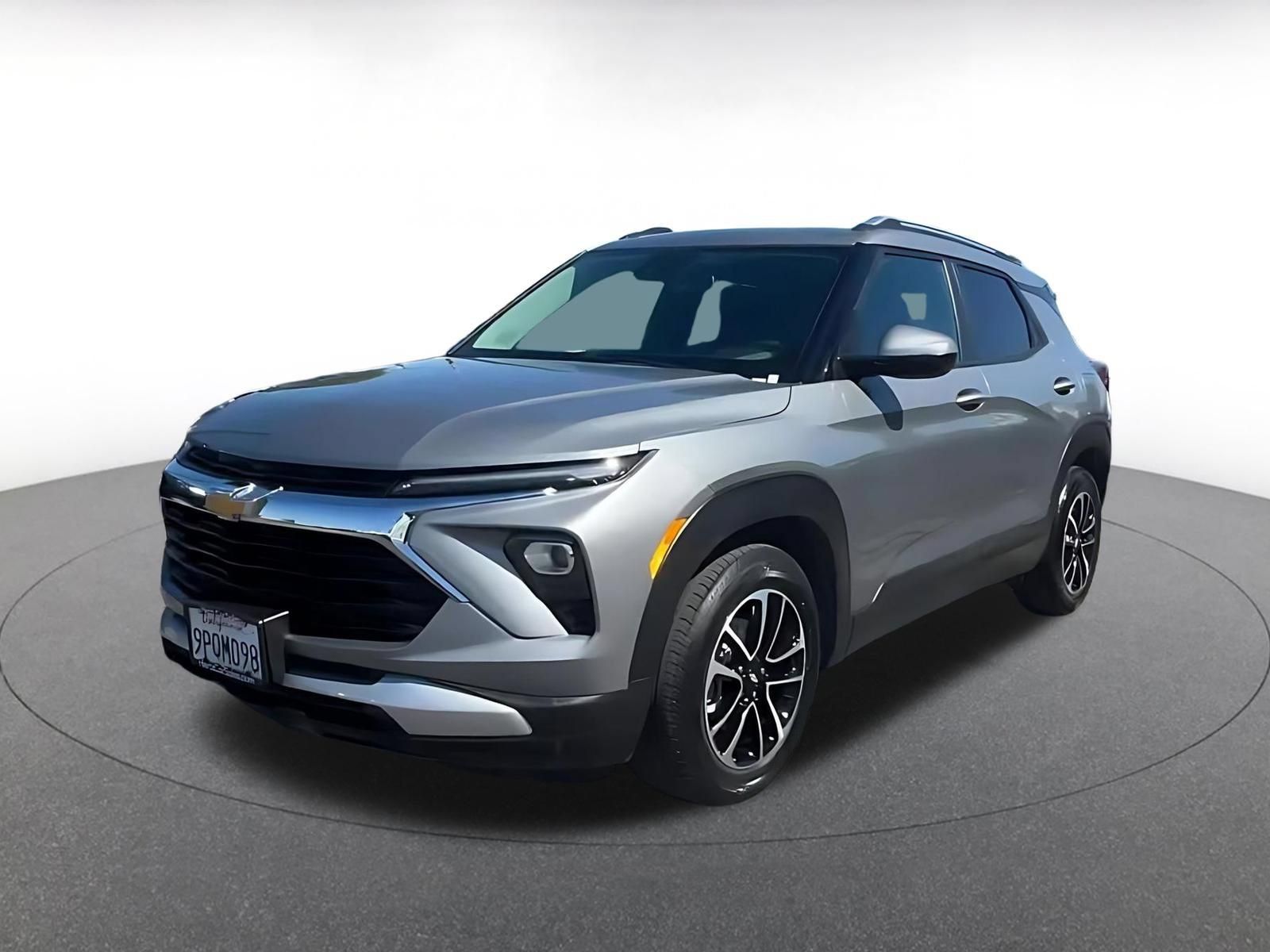 Used 2025 Chevrolet TrailBlazer LT FWD image 6