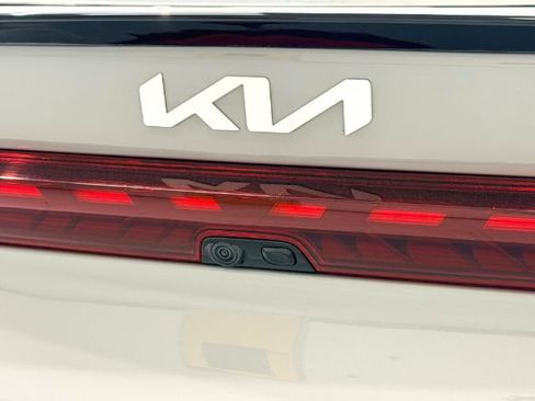 Used 2024 Kia K5 GT-Line w/ GT-Line Premium Package FWD image 12