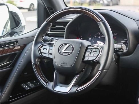 Used 2023 Lexus LX 600 4WD w/ Ultra Luxury Package image 13