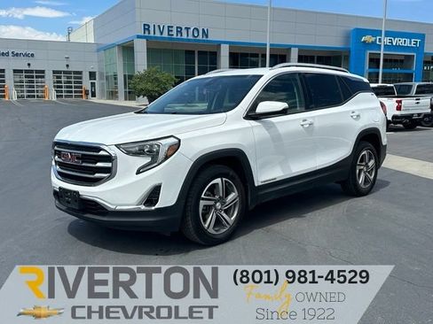 Used 2020 GMC Terrain SLT AWD/4WD image 1