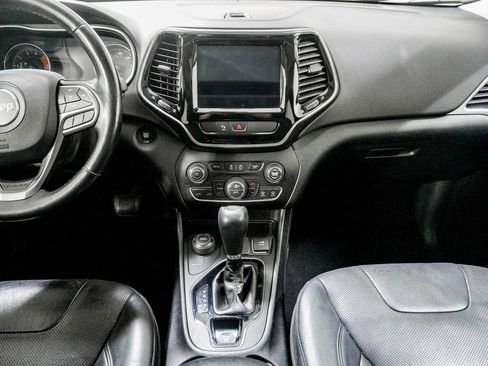 Used 2020 Jeep Cherokee Limited AWD/4WD image 23