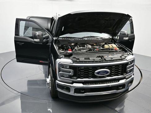 Used 2023 Ford F450 Lariat w/ FX4 Off-Road Package image 46